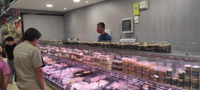 A la ferme d empare eleveur halles narbonne commercant artisan manger alimentation A 8 768x346