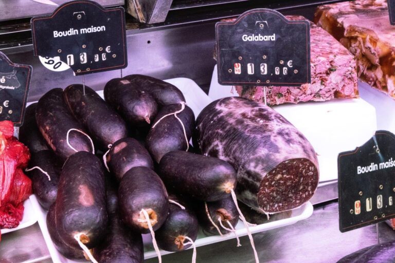 Boucherie charcuterie decaud halles narbonne commercant artisan manger alimentation  5 768x512